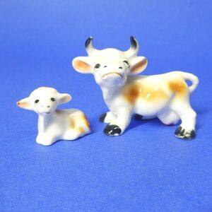 2 Cow Bull Miniature Figurines Bone China Vintage Porcelain Animal Pair